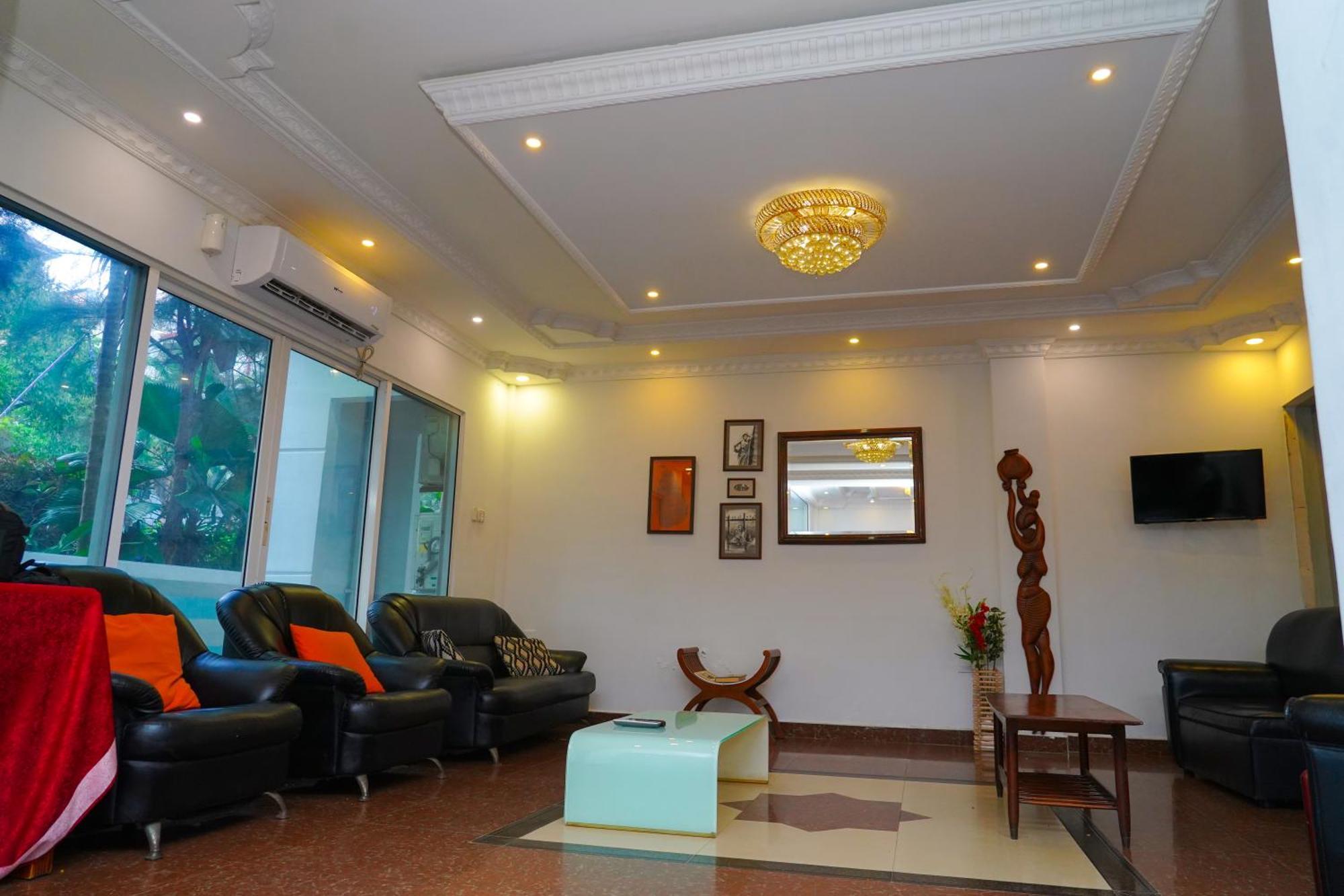 Tilko City Hotel Jaffna Exterior foto