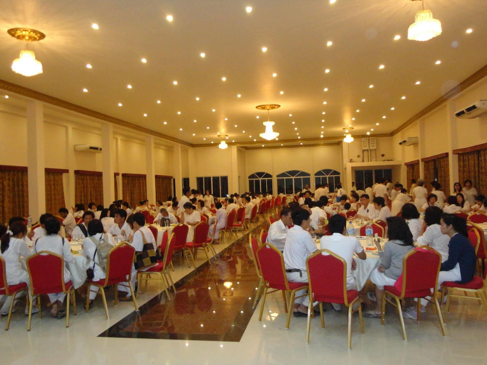 Tilko City Hotel Jaffna Exterior foto